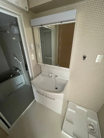 熊本市中央区水前寺５丁目の賃貸マンションの独立洗面台