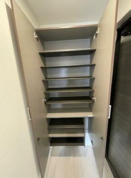 アローマ王子本町の収納
