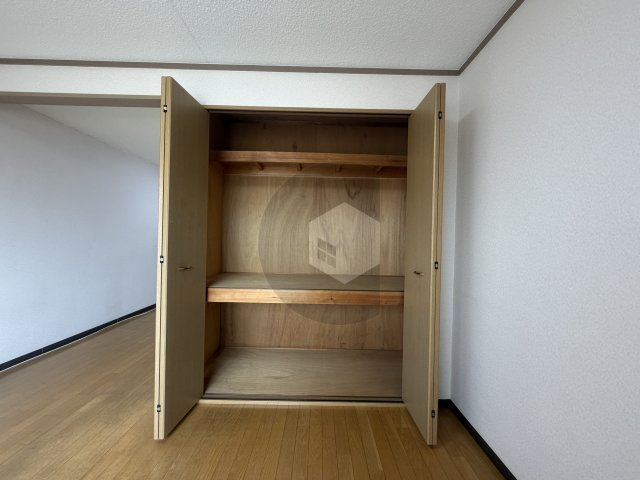ミドービルの収納