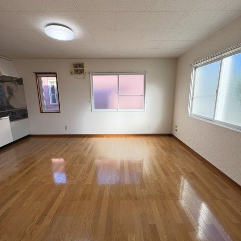 虻田郡洞爺湖町旭町5の居間・リビング