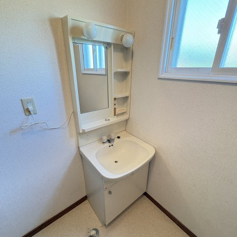 虻田郡洞爺湖町旭町5の洗面所