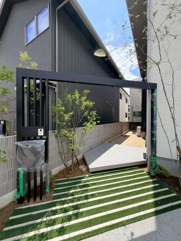 ミサワホームタウンさくら小西1号棟の玄関