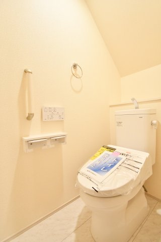 桶川市坂田　全２棟　２号棟のトイレ