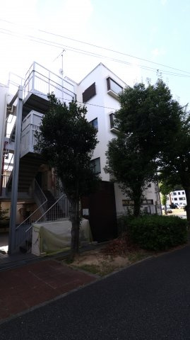 ピアッツァ本多聞の外観