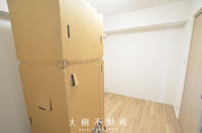 【洋室】 | ペット飼育可　海老名スカイハイツ4階　3ＬＤＫリフォーム済み | 洋室2（4.4帖）