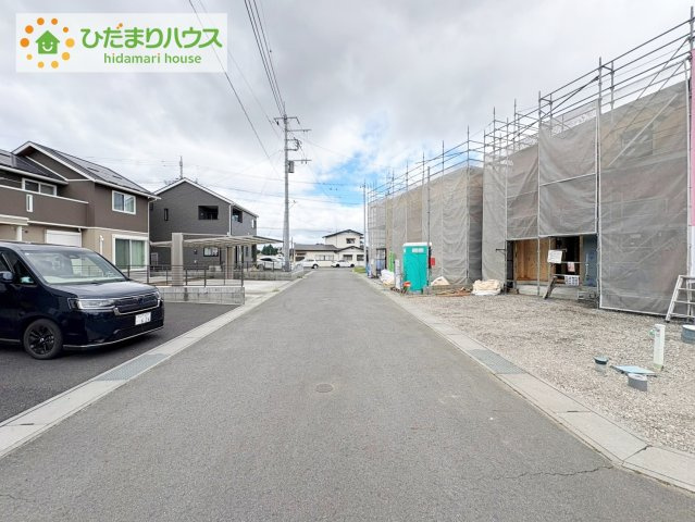 常陸大宮市泉第6　新築戸建　3号棟の前面道路含む現地写真|近隣に商業施設多数あり(^^)/