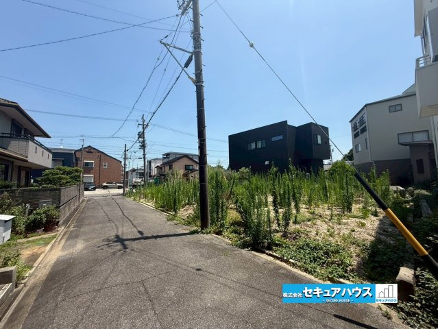 【同施工物件ご案内可能】名古屋市南区白雲町　全2棟の前面道路含む現地写真|事前予約にて現地ご見学いただけます！お気軽にお問い合わせください♪
■株式会社　セキュアハウス■
住宅ローンに強く、知識、経験豊富なスタッフ在籍
お客様に寄り添い、ご成約後もサポート致します。