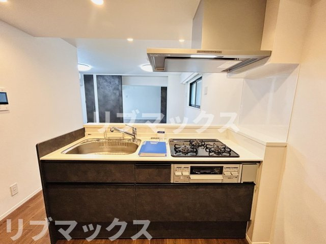 【キッチン】ＬＵＭＩＥＣＯＨＹＡＭＡ