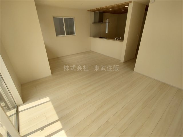 【居間・リビング】の画像