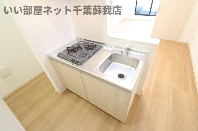 フォーサイト千葉寺のキッチン|コンパクトなキッチンで掃除もラクラク