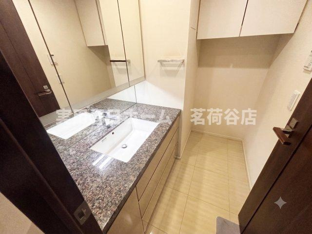 【独立洗面台】