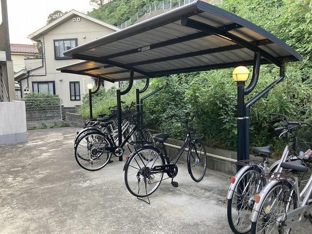 クレイノＰＯＰ花田のその他|駐輪場