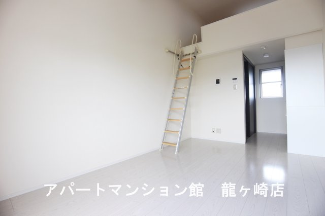 Kirscheの内装