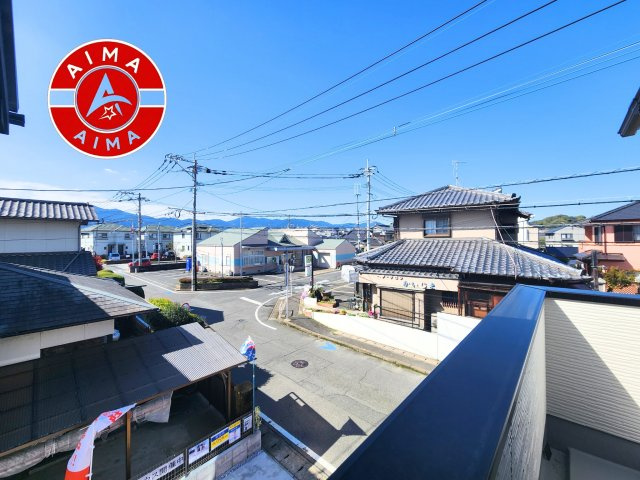 S・大野城市南ケ丘2丁目第3-2棟（2号棟）　の展望|窓から緑が見える物件も魅力的です。