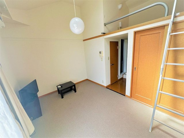 レオパレス長沢Ⅱの居間・リビング|おしゃれな居間です
