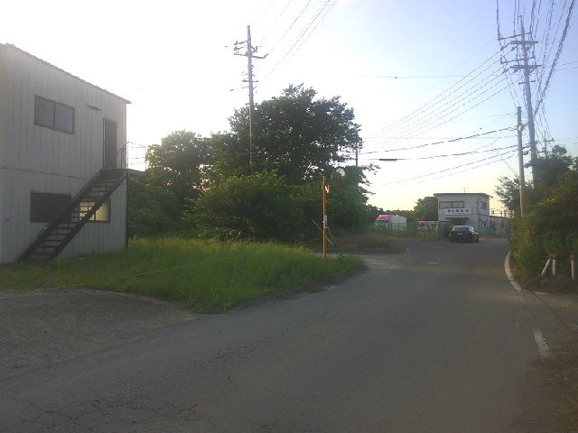 成田市地蔵原新田の倉庫