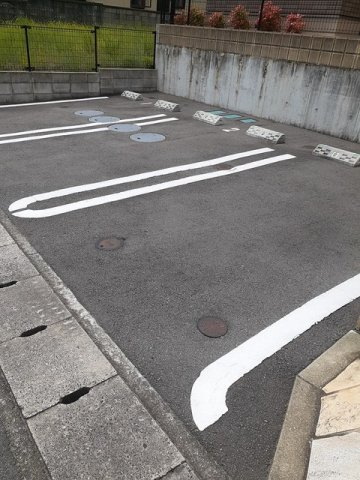 カントリーハイム・ダテの駐車場|駐車スペースもあります