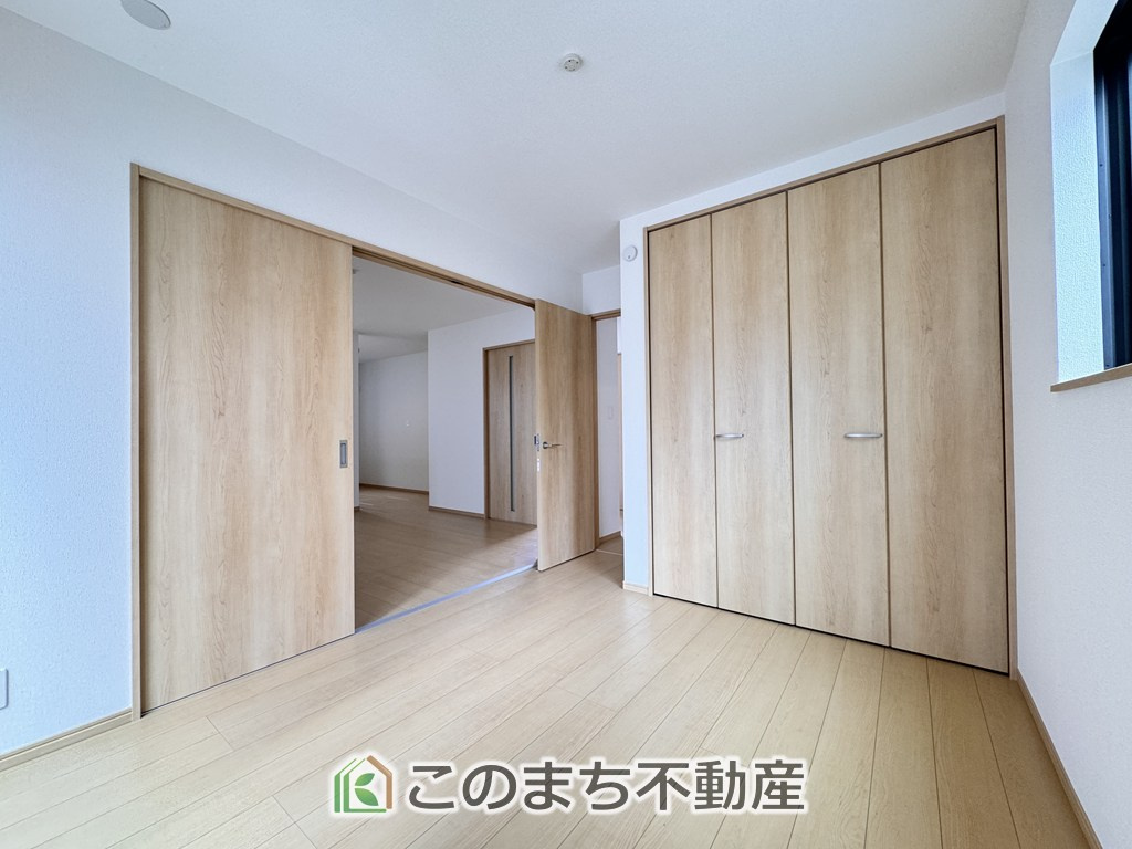 ハートフルタウン宇都宮市松原2丁目1825番の洋室