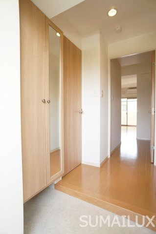 熊本市南区御幸笛田２丁目の賃貸マンションの玄関