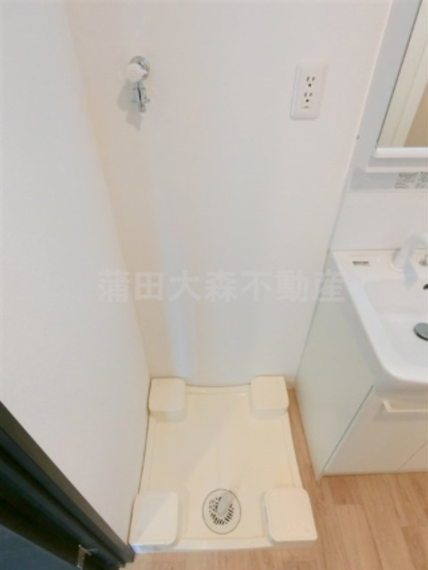 ドゥーエ大鳥居WESTの設備|洗濯機置き場