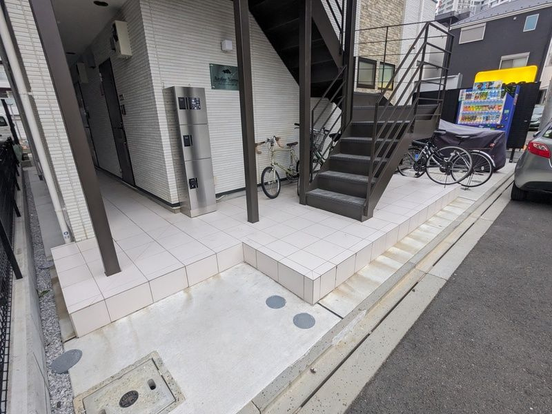 アザ－レ・バモス登戸Ⅱのその他共用部分