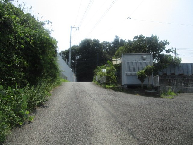 横浜市神奈川区菅田町の倉庫