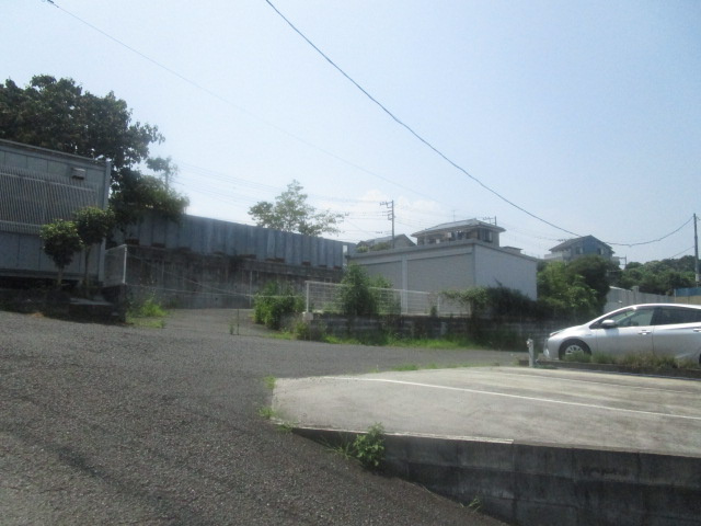 横浜市神奈川区菅田町の倉庫