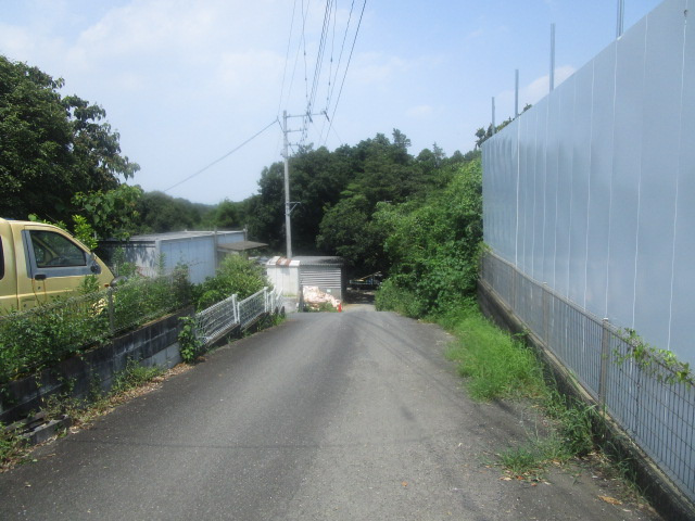 横浜市神奈川区菅田町の倉庫