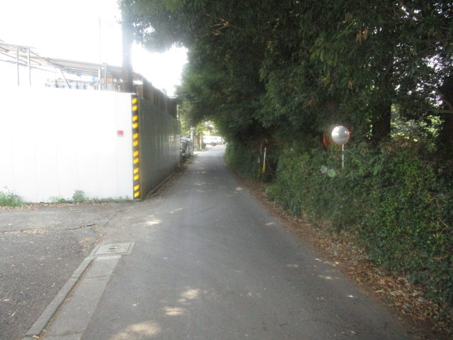 横浜市神奈川区菅田町の倉庫