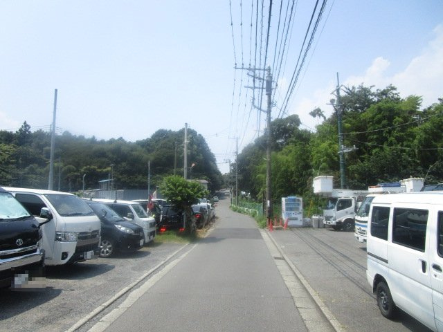 横浜市神奈川区菅田町の倉庫