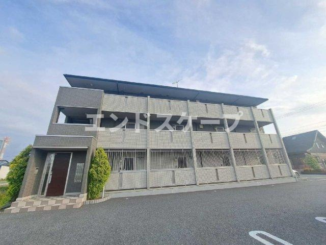 ブルースカイのエントランス|高崎、前橋のお部屋探しはエンドスケープまで！お客様の理想お聞かせ下さい♪