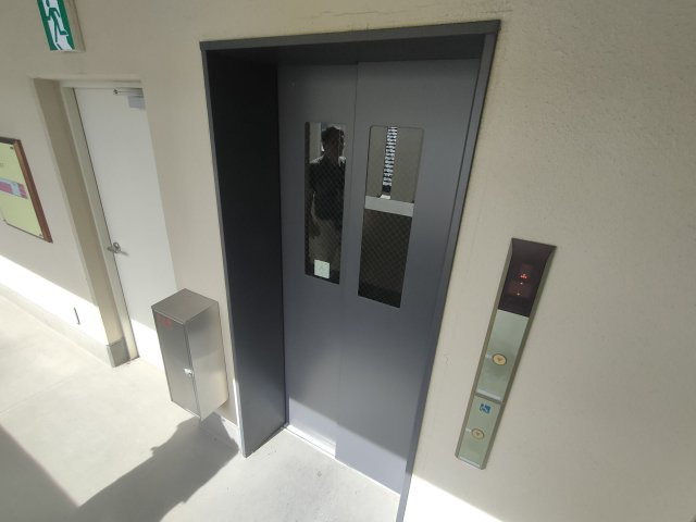 ういず岩槻のその他共用部分|エレベーターです
