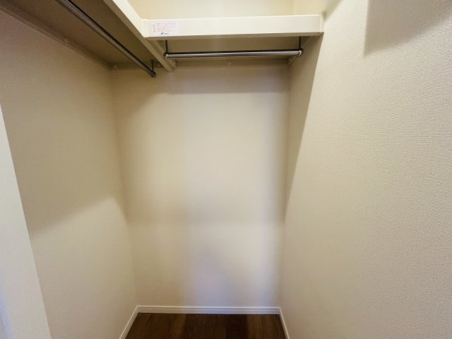 全ての居室にウォークインクローゼット付き◎お荷物多めファミリーにはもってこい♪な『コスモ三ツ沢ガーデン山』リノベーションの収納