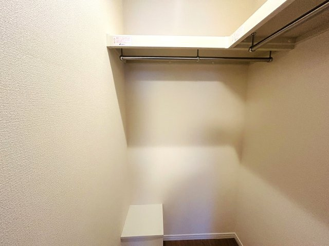 全ての居室にウォークインクローゼット付き◎お荷物多めファミリーにはもってこい♪な『コスモ三ツ沢ガーデン山』リノベーションの収納