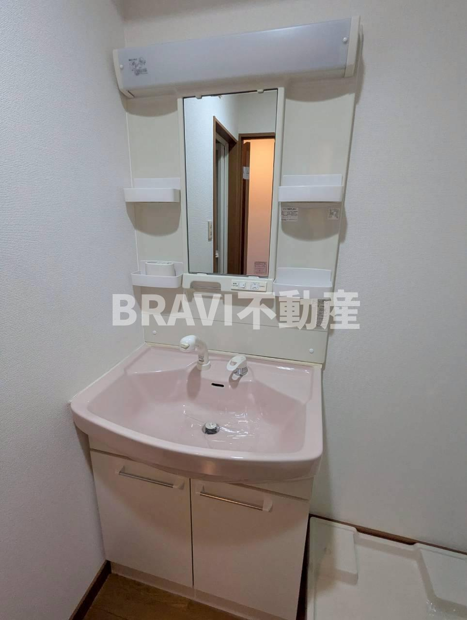 久宝 BRAVI不動産の独立洗面台