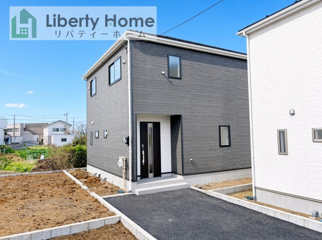 土浦市木田余西台第2　新築戸建　3号棟の外観|ご予約をいただければ、『平日の空いた時間』『周辺物件まとめて見たい』『1件だけ見たい』ももちろん可能です♪
お気軽にお問合せください♪