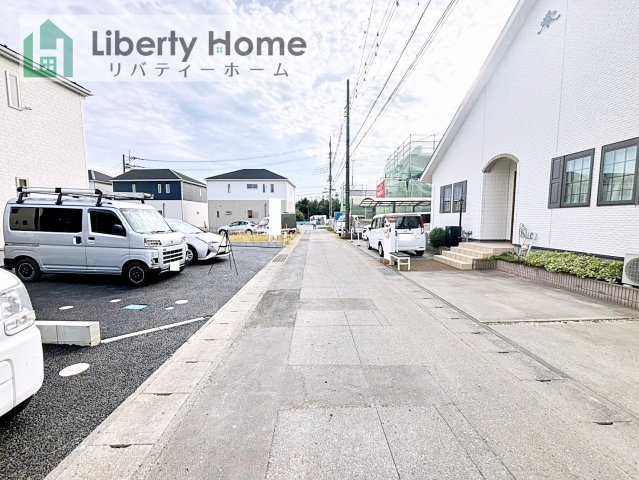 土浦市木田余西台第2　新築戸建　3号棟の前面道路含む現地写真