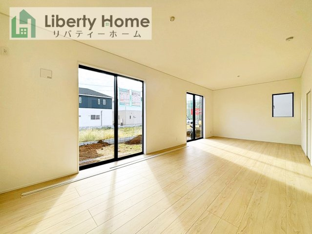 土浦市木田余西台第2　新築戸建　3号棟の居間・リビング