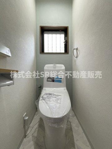 東鴻池町4丁目中古戸建のトイレ|トイレ新調されております♪