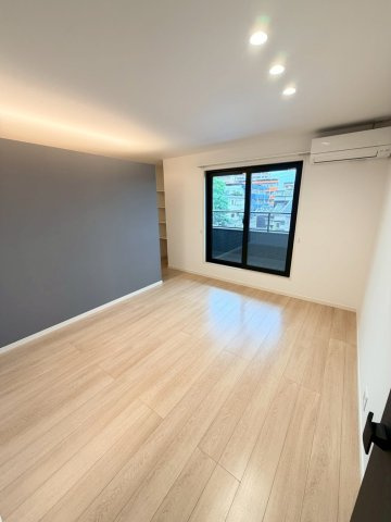 ☆選べる家具プレゼント☆御幸２丁目　3号棟の洋室