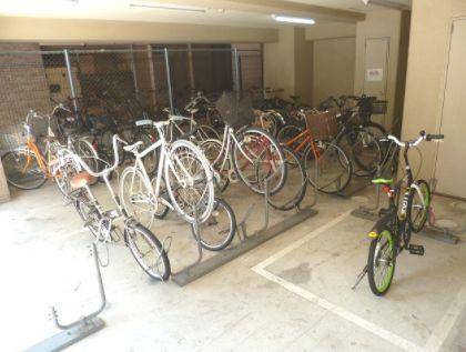 TATディナスティ西本町の駐車場| TATディナスティ西本町（タットディナスティ西本町）