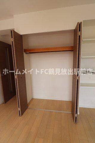 大阪市鶴見区放出東３丁目の賃貸マンションの収納