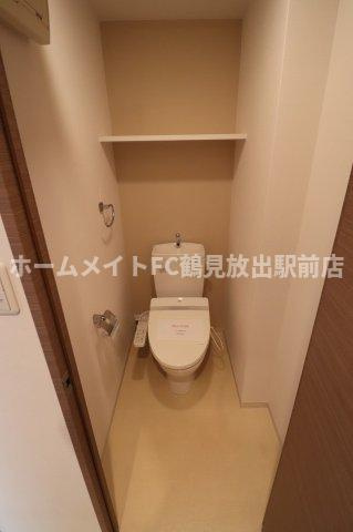 大阪市鶴見区放出東３丁目の賃貸マンションのトイレ
