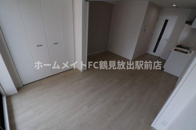 大阪市鶴見区放出東３丁目の賃貸マンションの洋室