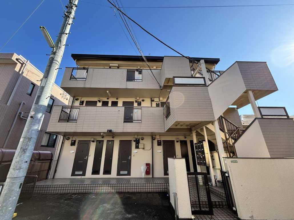 サンワハイツ　駅近　女性限定　南東角部屋