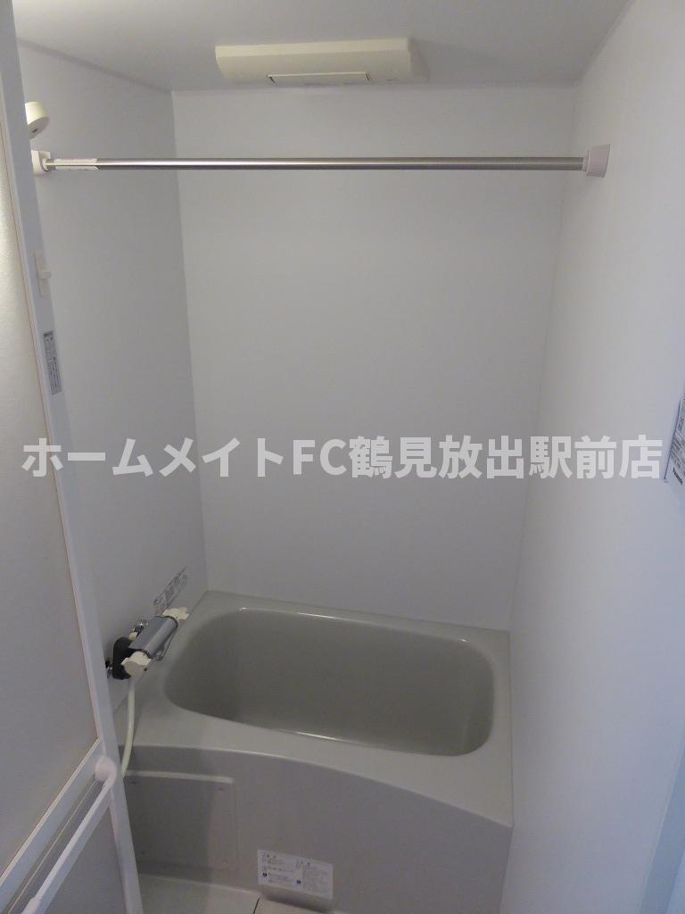 大阪市城東区新喜多東１丁目のハイツの浴室