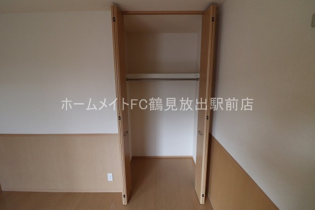 東大阪市稲田本町１丁目のハイツの収納