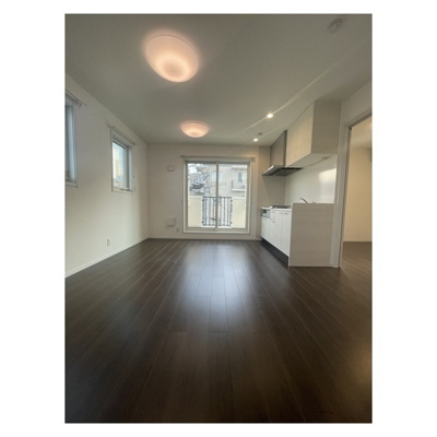 【居間・リビング】 | Peabody　Homes　Nakanosakaue | 8.6帖のきれいなDK。