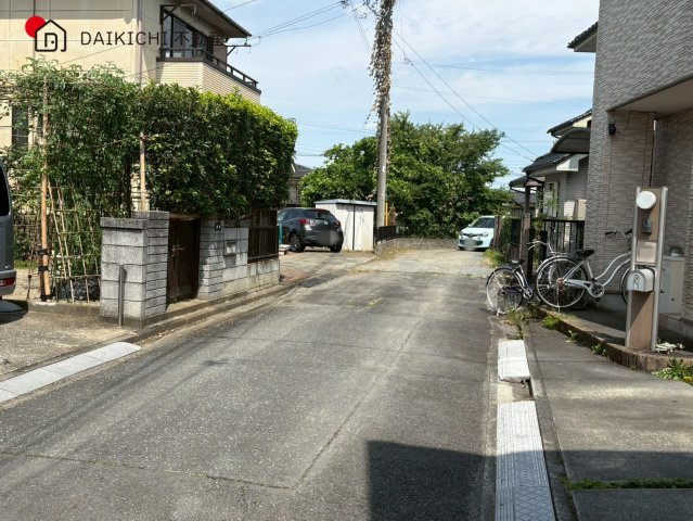 【前面道路含む現地写真】 | 越生町越生　中古戸建