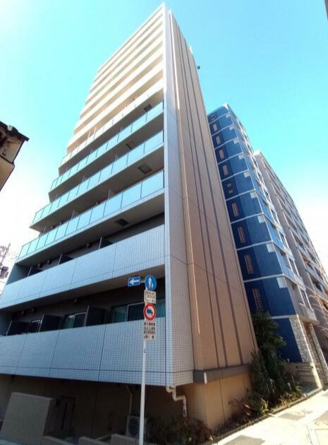 クレイシア三軒茶屋の外観